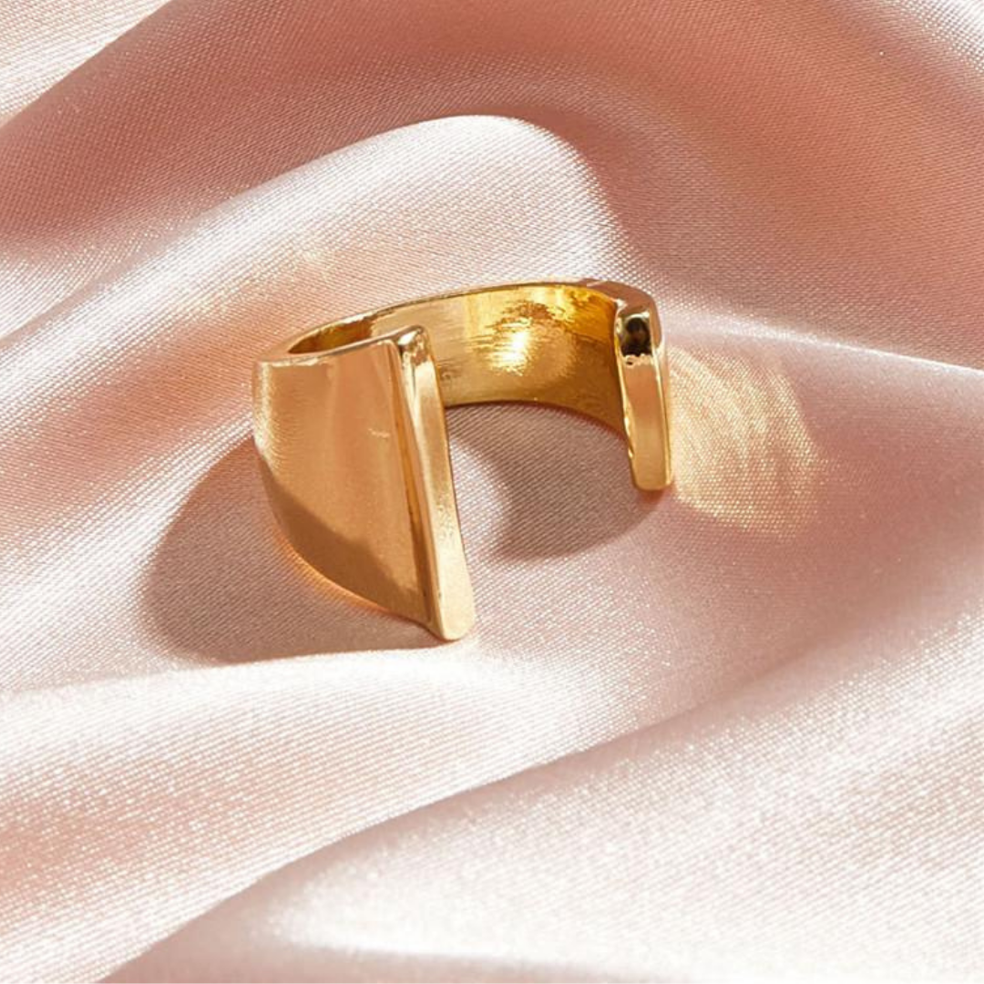 Letter Ring