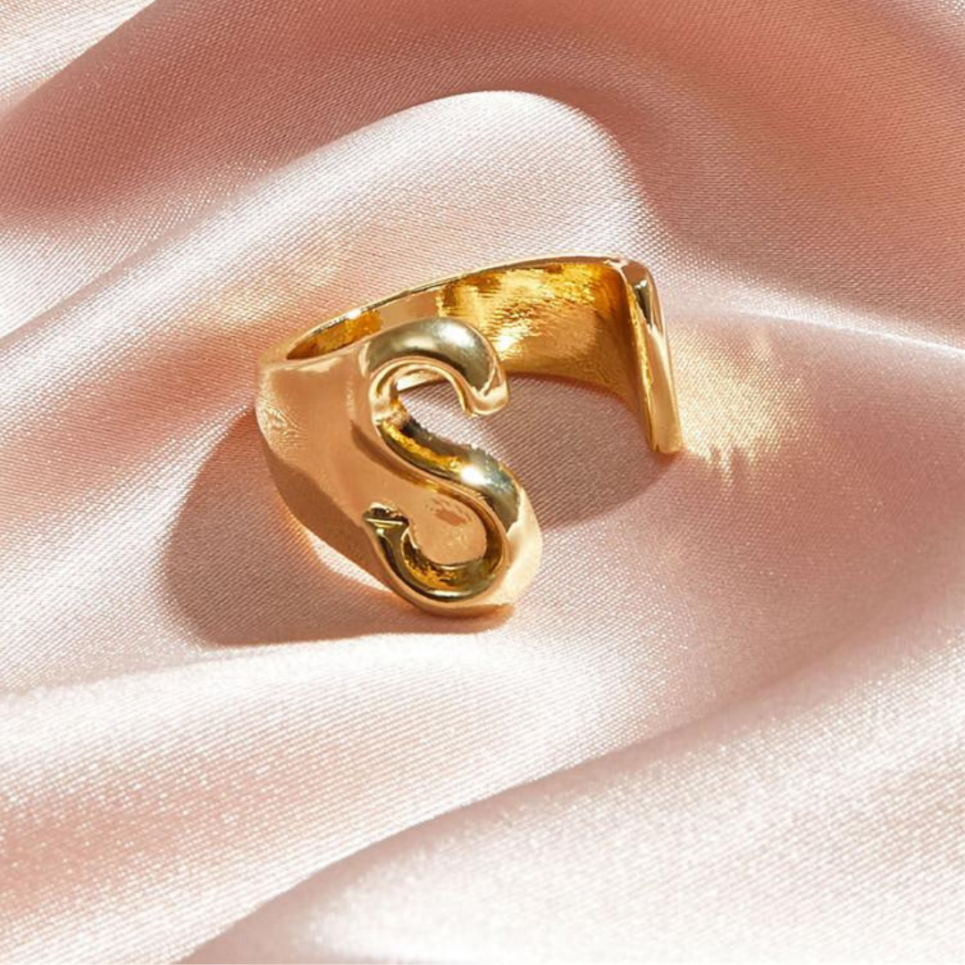 Letter Ring