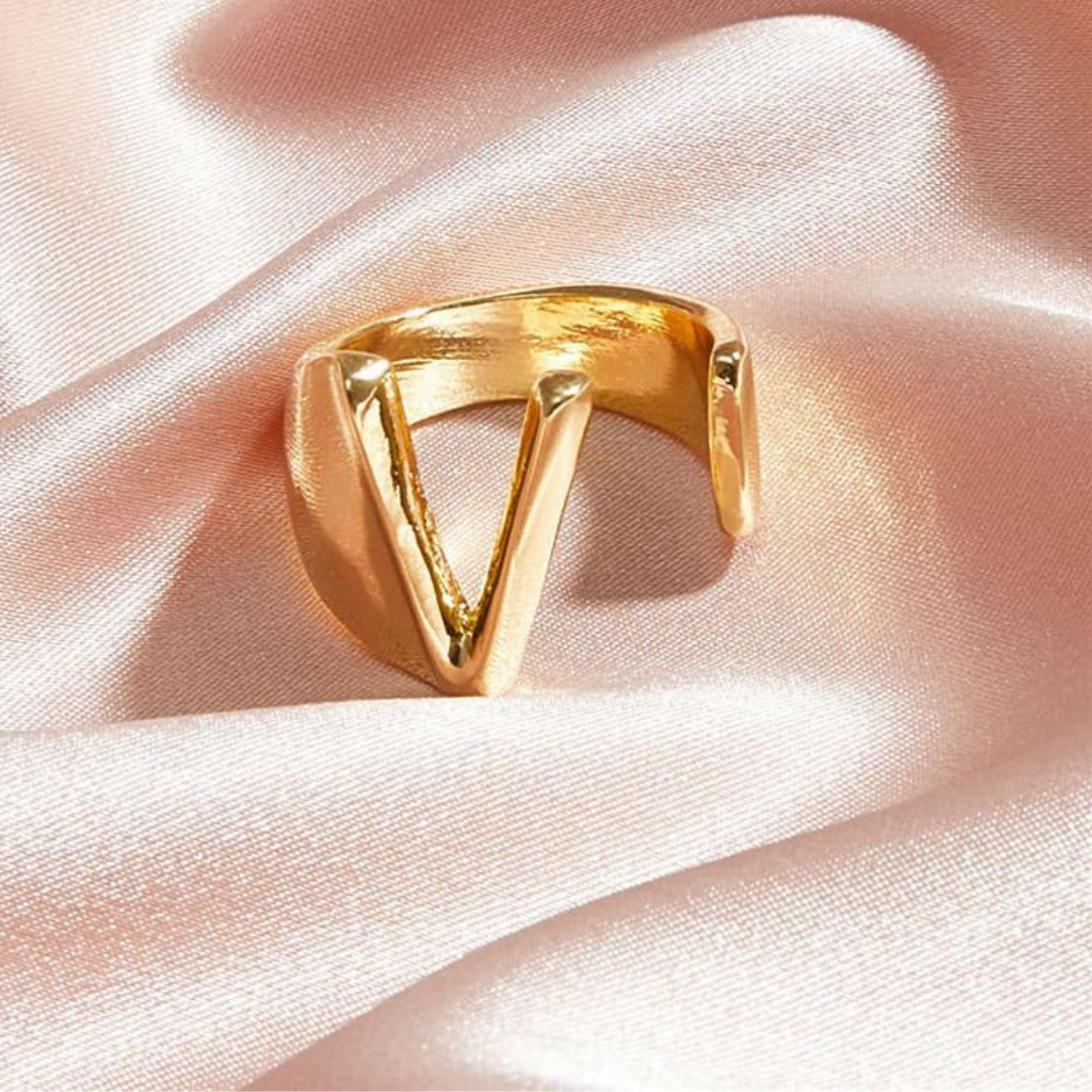 Letter Ring